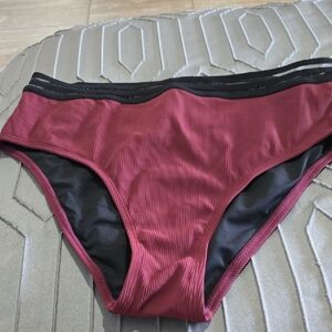 Cupshe Burgundy and Black Swim Bottom Sz Lg Nwt